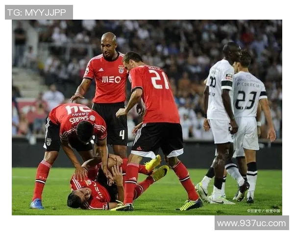 布拉特福德主场迎战桑德兰双方争夺英冠积分榜关键胜利 布拉特福德主场迎战桑德兰双方争夺英冠积分榜关键胜利