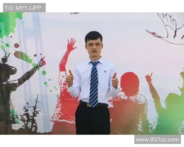 张昊:从平凡到卓越的奋斗历程与人生哲学探讨 张昊:从平凡到卓越的奋斗历程与人生哲学探讨