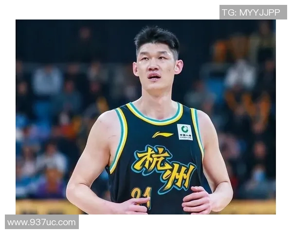 广厦队与上海队激战正酣赛场精彩瞬间回顾与分析