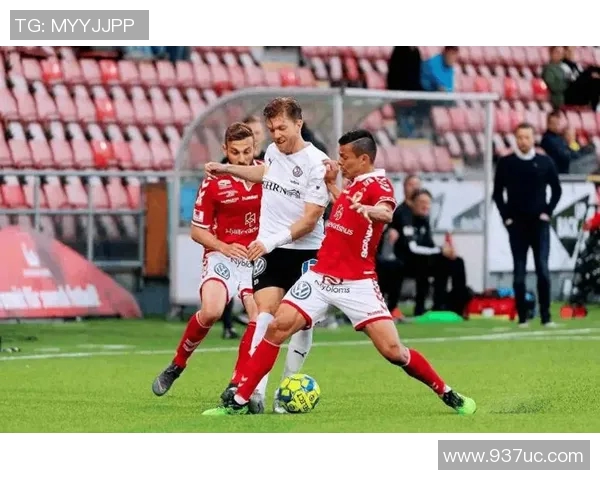 斯特罗姆与维的精彩对决揭示了足球战术的深度与魅力