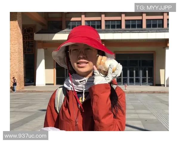 重庆攀岩队在极限运动嘉年华中的个人能力表现精彩点评与分析