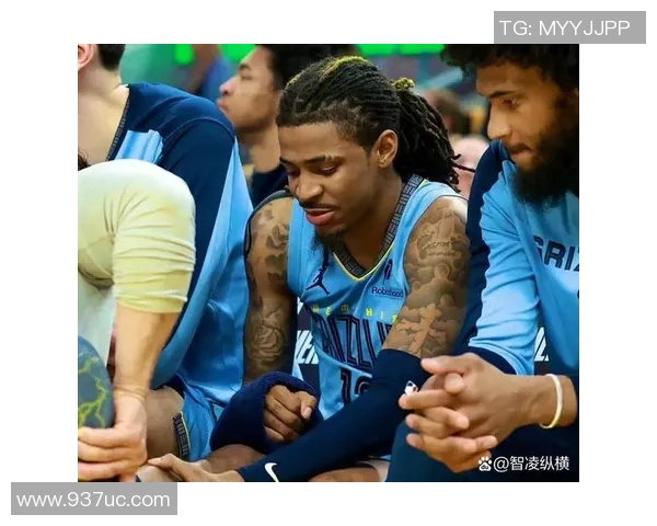 2012年季后赛灰熊与雷霆的激烈对决回顾与分析 2012年季后赛灰熊与雷霆的激烈对决回顾与分析